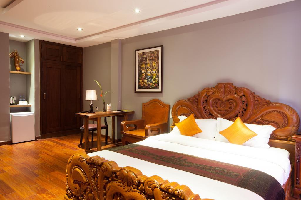 Le Grand Mekong Hotel Phnom Penh Exterior foto