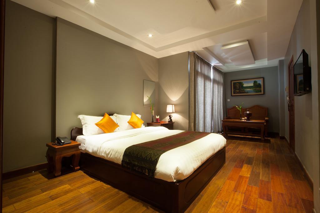 Le Grand Mekong Hotel Phnom Penh Exterior foto