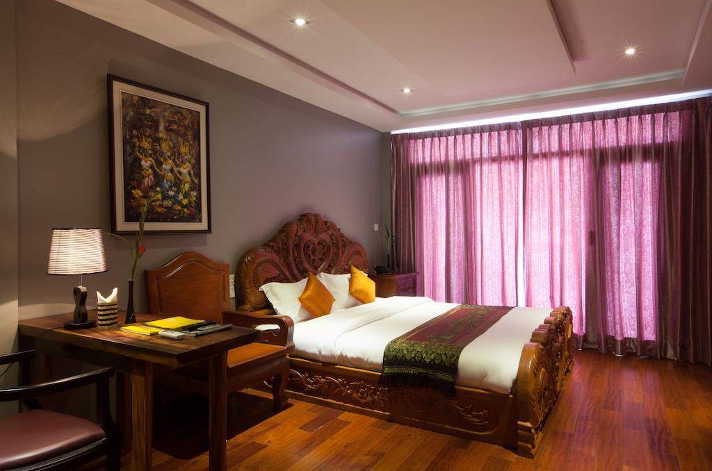 Le Grand Mekong Hotel Phnom Penh Exterior foto