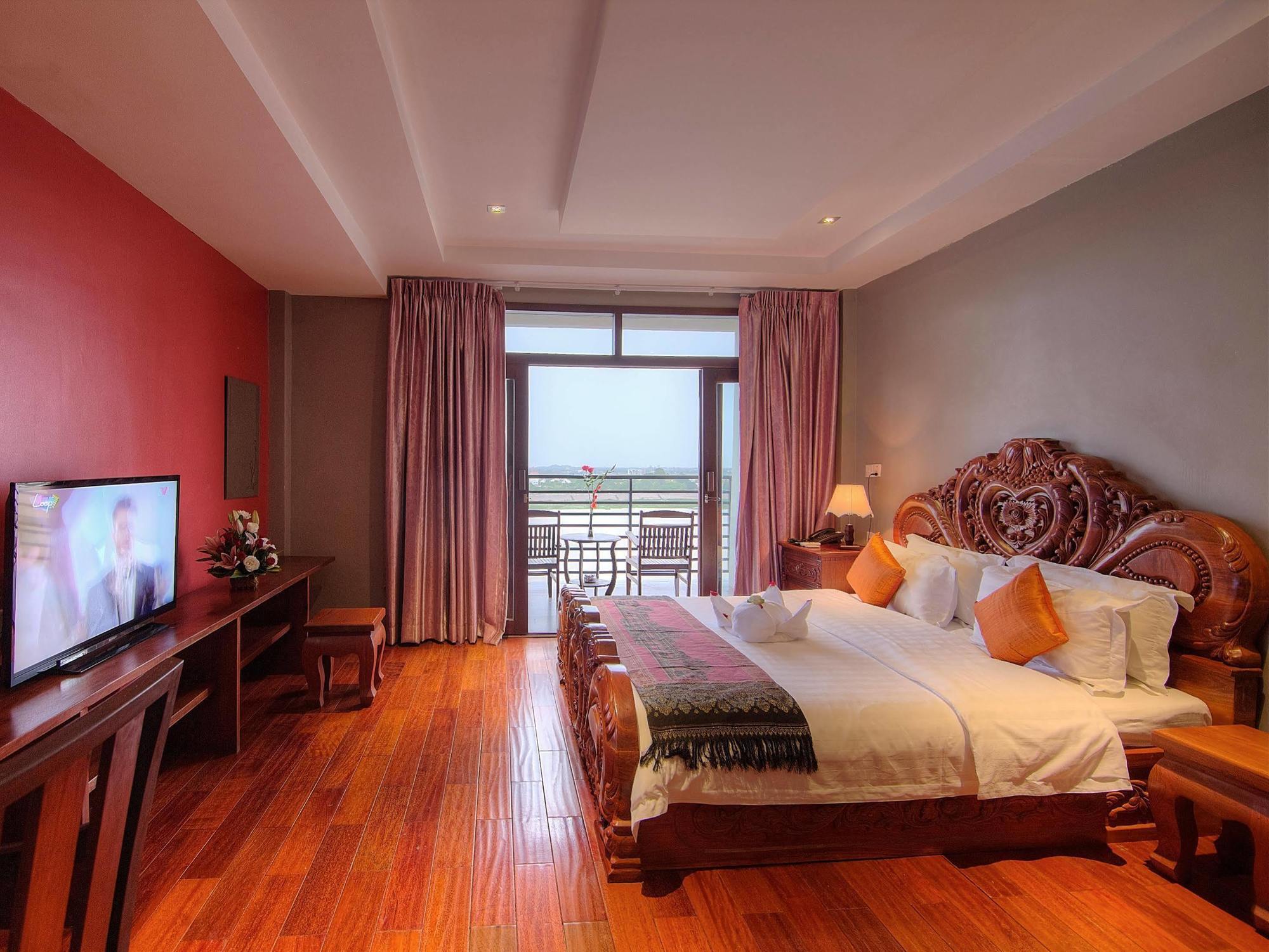 Le Grand Mekong Hotel Phnom Penh Exterior foto