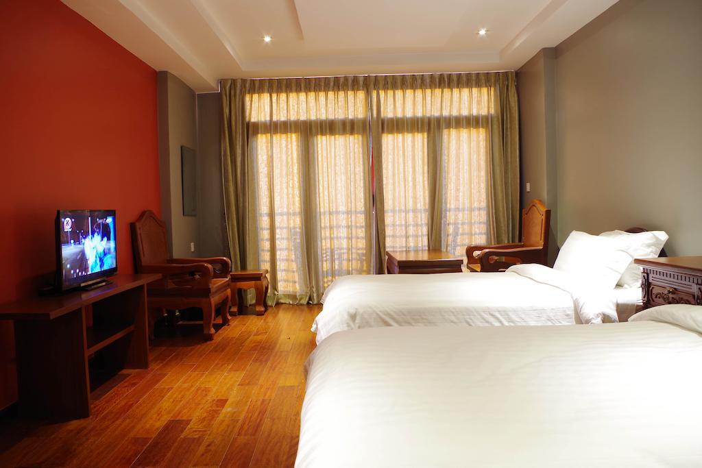 Le Grand Mekong Hotel Phnom Penh Exterior foto