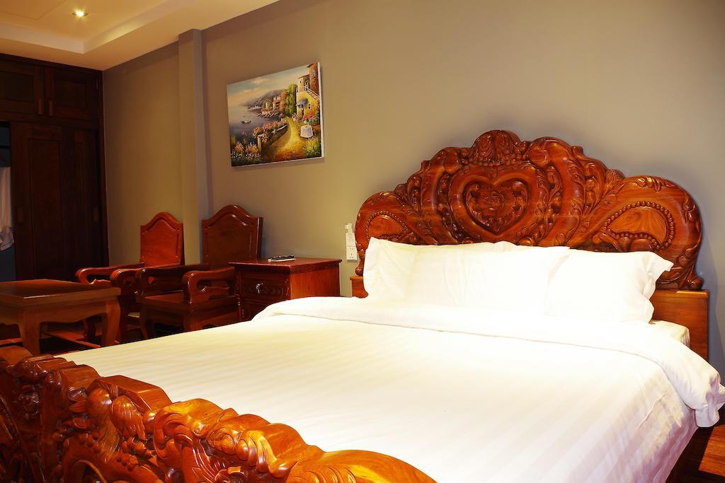 Le Grand Mekong Hotel Phnom Penh Exterior foto